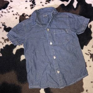 Carter’s button down short sleeve shirt